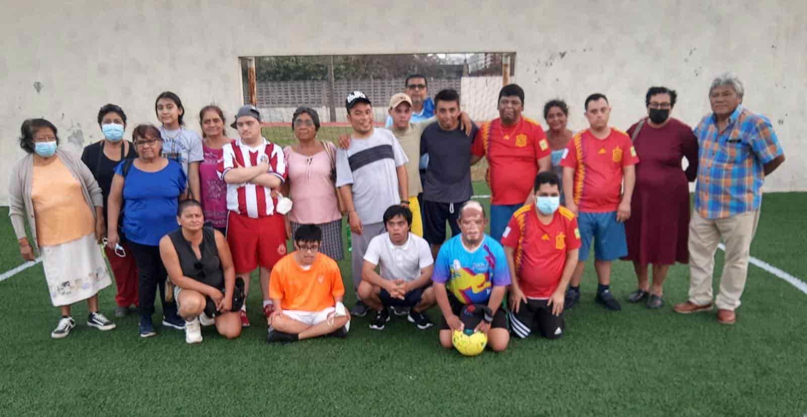 Delfines se prepara para torneo de Fut 7 para niños Especiales