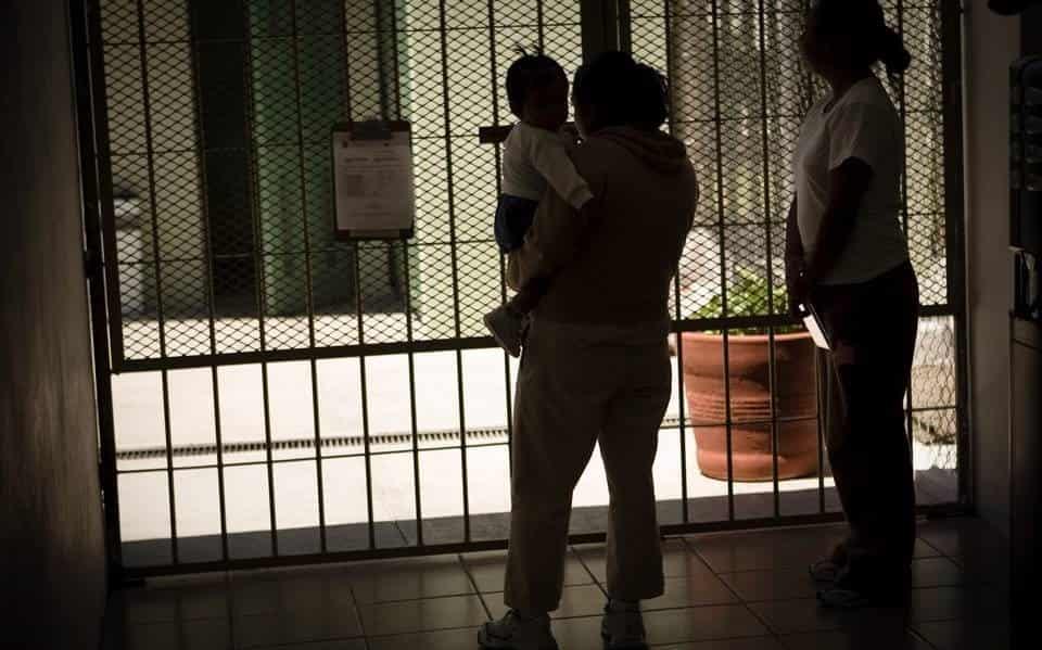 Infancia tras las rejas, el drama de niños con madres reclusas en Veracruz