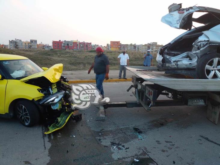 Fuerte choque por alcance en el Malecón; dos lesionados