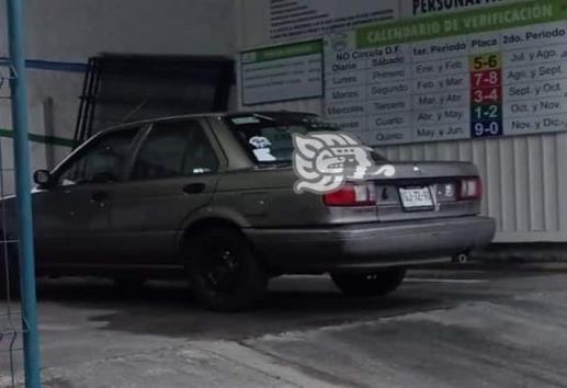 Al abrigo de la noche, se roban un Tsuru en Córdoba