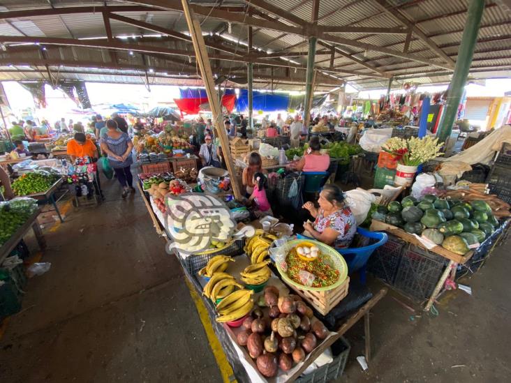 Locatarios del Solidaridad acusan represión y provocación