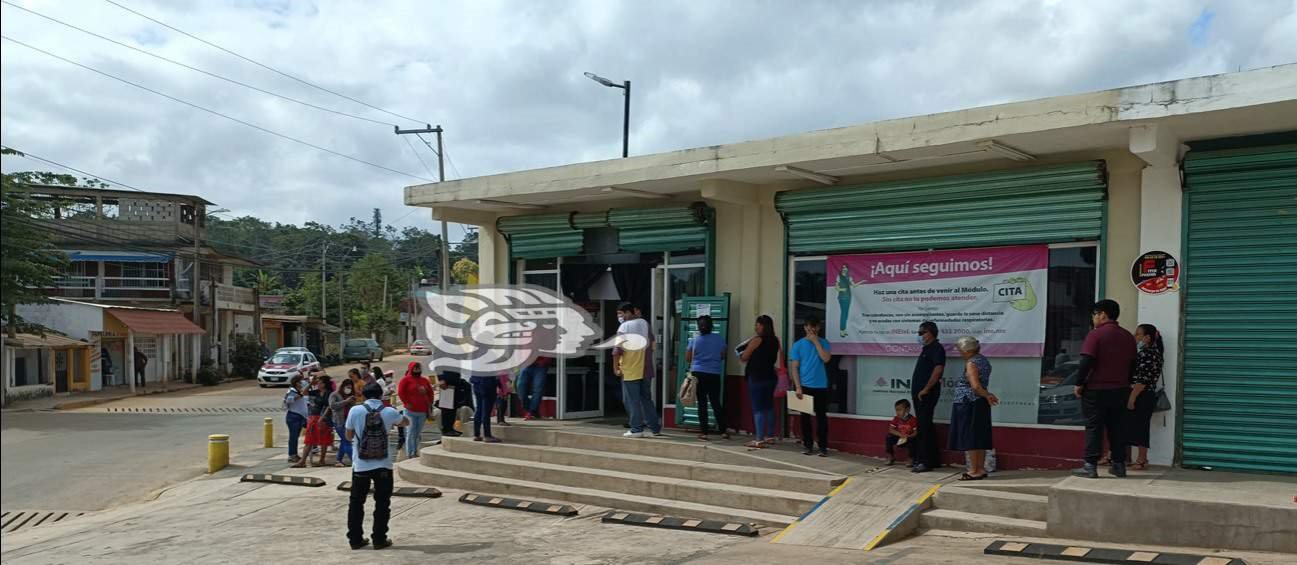 No habrá bancos ni servicios municipales este lunes