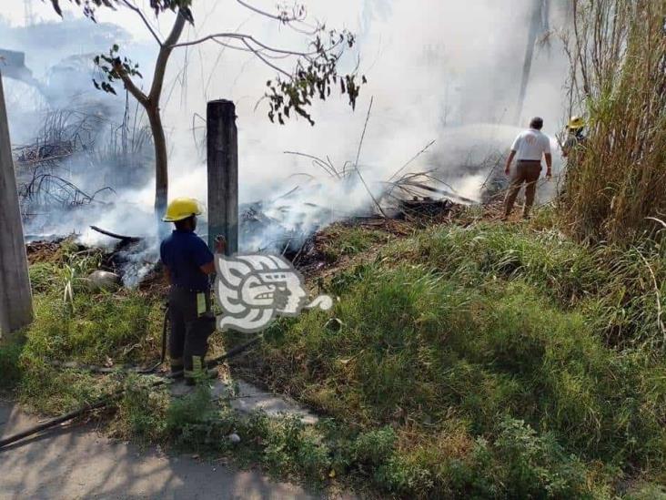 Incendio de pastizal en Córdoba genera intensa movilización policiaca