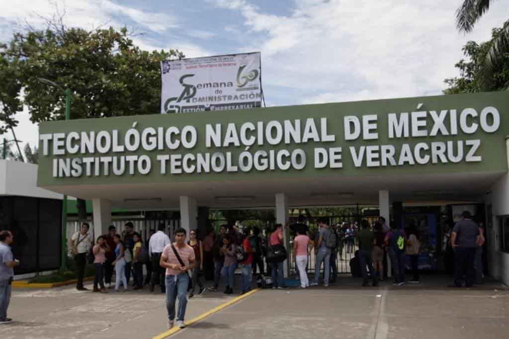 Deserción escolar en Tecnológicos de México fue del 3%: director general