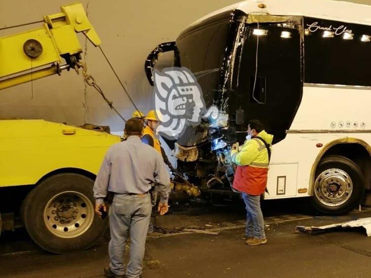 En Maltrata, fallece mientras reparaba luminarias de un túnel