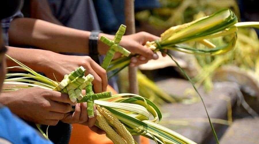 Preparan la procesión del Domingo de Ramos en Nanchital