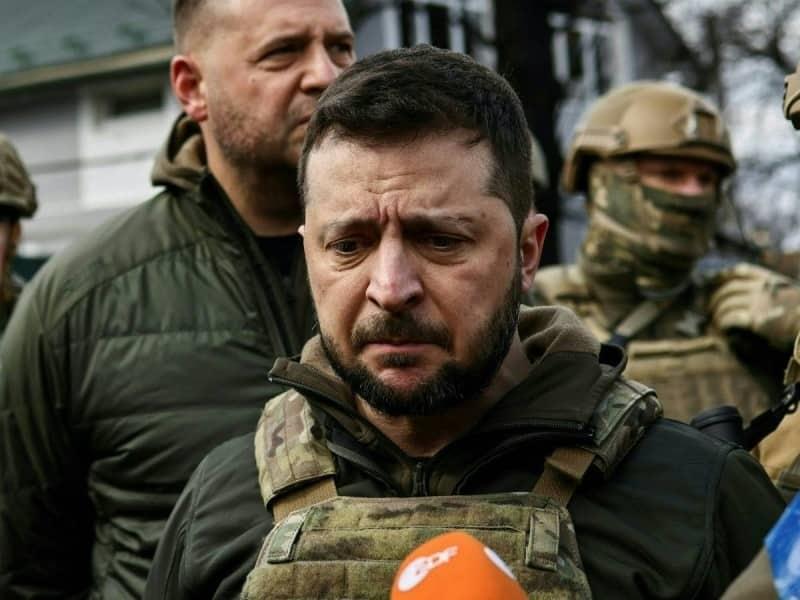 Zelensky reconoce a criminal nazi como Héroe de Ucrania