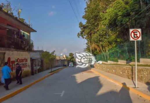 No respetan cambios en vialidad en calles vecinas al Cerro del Macuiltépetl
