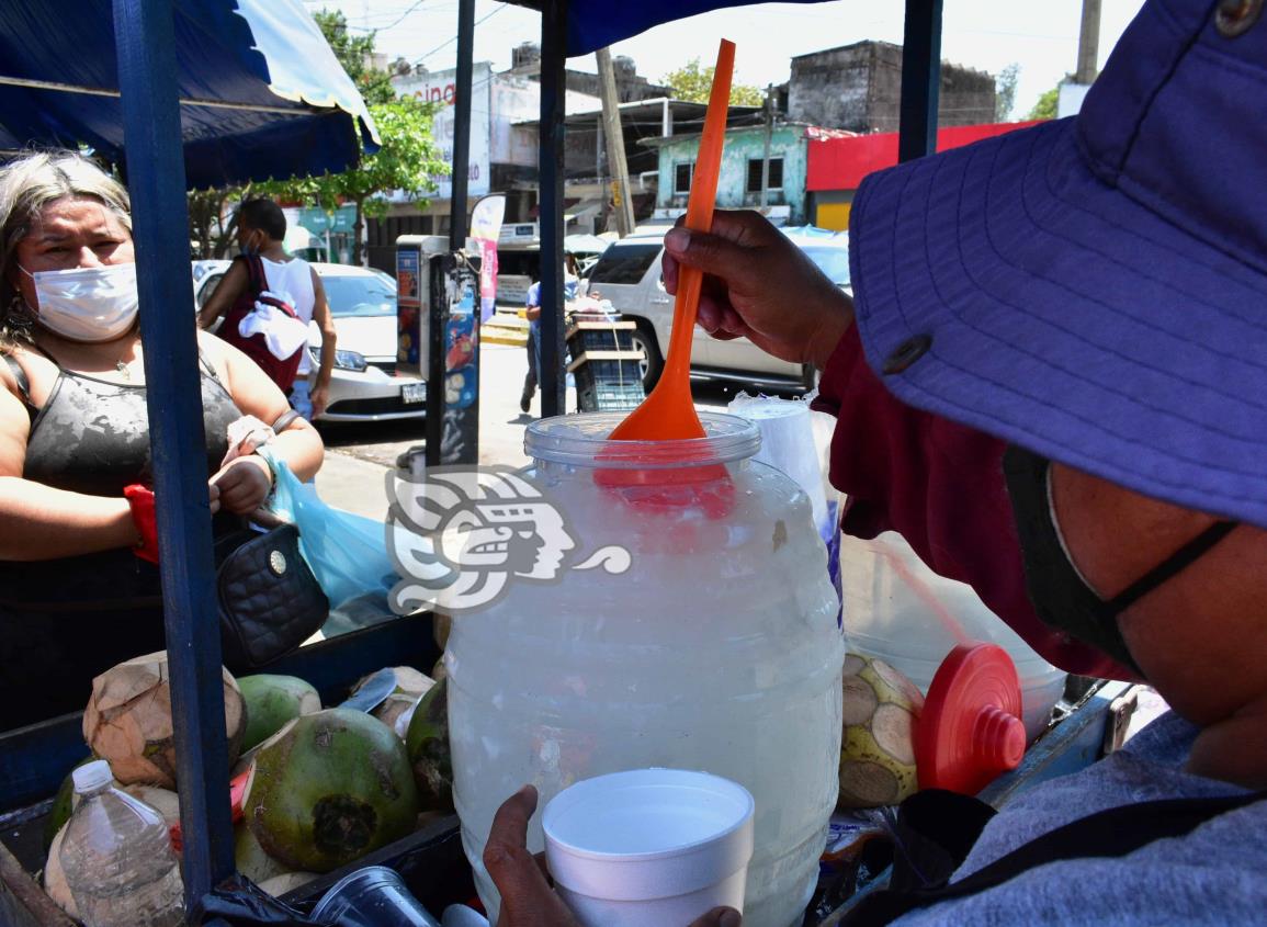 Sensaciones de hasta 42 grados en Coatzacoalcos; PC pide evitar golpes de calor