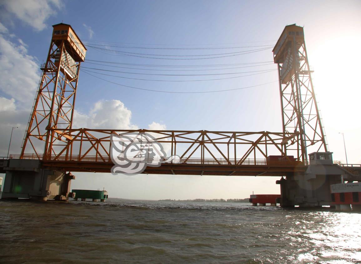 Puente Coatzacoalcos Uno, verdadero “dolor de cabeza”: Aievac