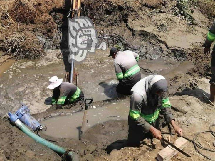 Por fuga en línea, más de 13 colonias de Coatzacoalcos sin agua