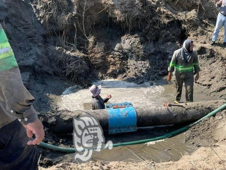 Por fuga en línea, más de 13 colonias de Coatzacoalcos sin agua