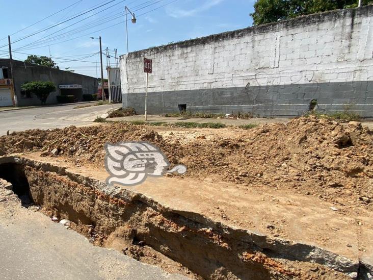 Obra ‘a medias’ en la colonia Nueva Mina; vecinos inconformes