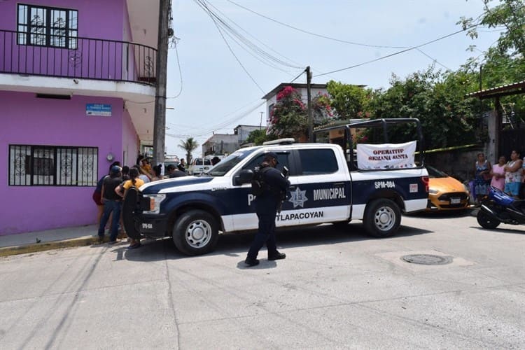 Flotando en la pileta de su casa hallan muertos a una mujer y dos menores