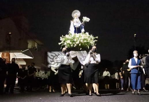 Tras dos años, católicos realizan procesión del silencio en Xalapa