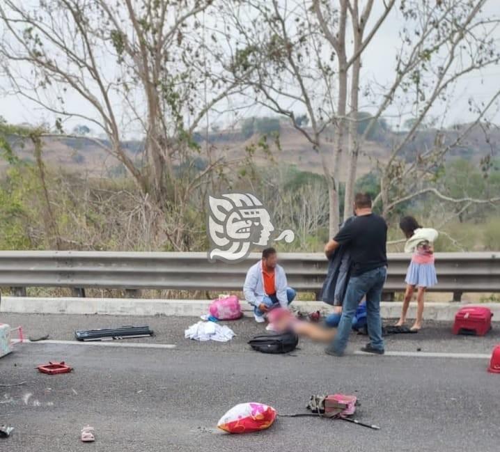 Fuerte volcadura en Carrillo Puerto; una menor herida