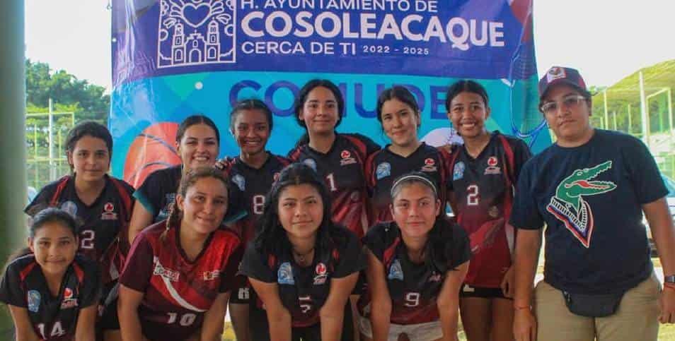 Delfines se corona en el Torneo de Voleibol Femenil