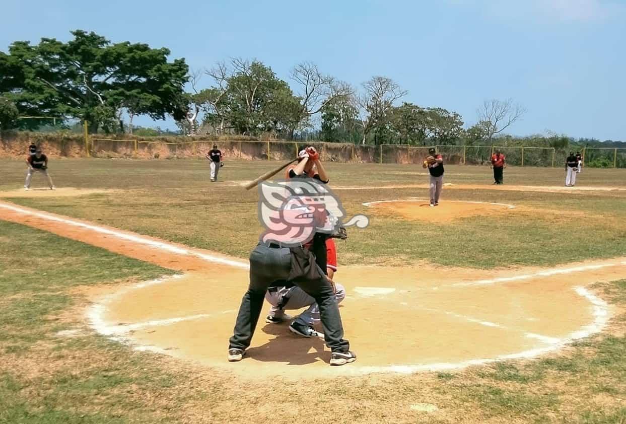 Abrirán las semifinales en el softbol Ñeka Park