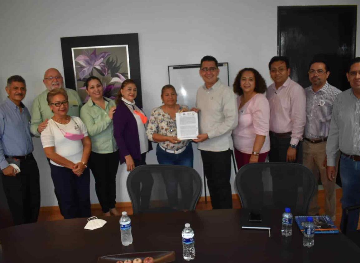 DIF Municipal Coatzacoalcos y Club Rotario firman convenio de colaboración