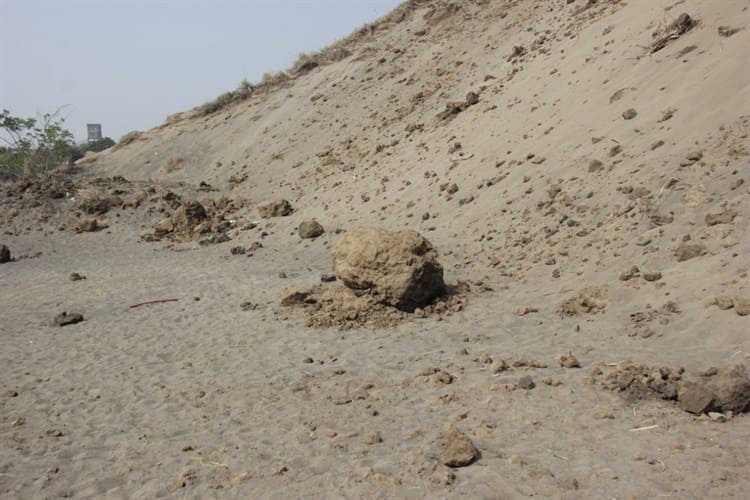 Continúan saqueando vestigios en Lomas de Río Medio 4