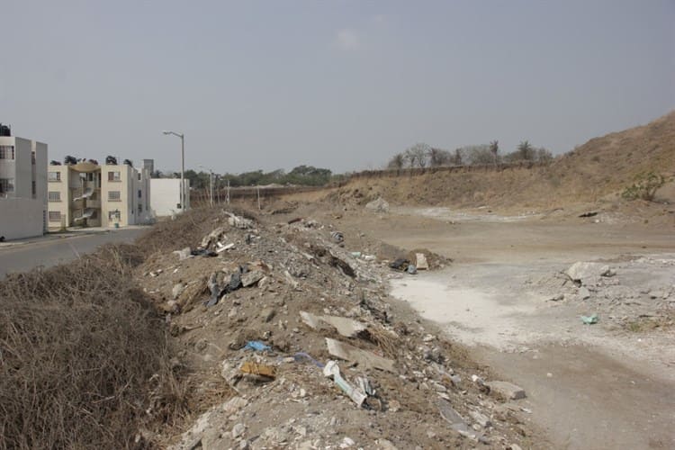 Continúan saqueando vestigios en Lomas de Río Medio 4