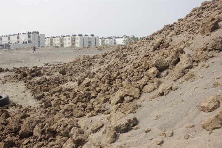 Continúan saqueando vestigios en Lomas de Río Medio 4