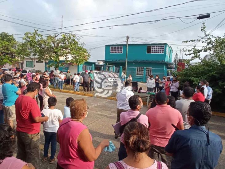 Informan sobre futuro de la escuela Benito Juárez García