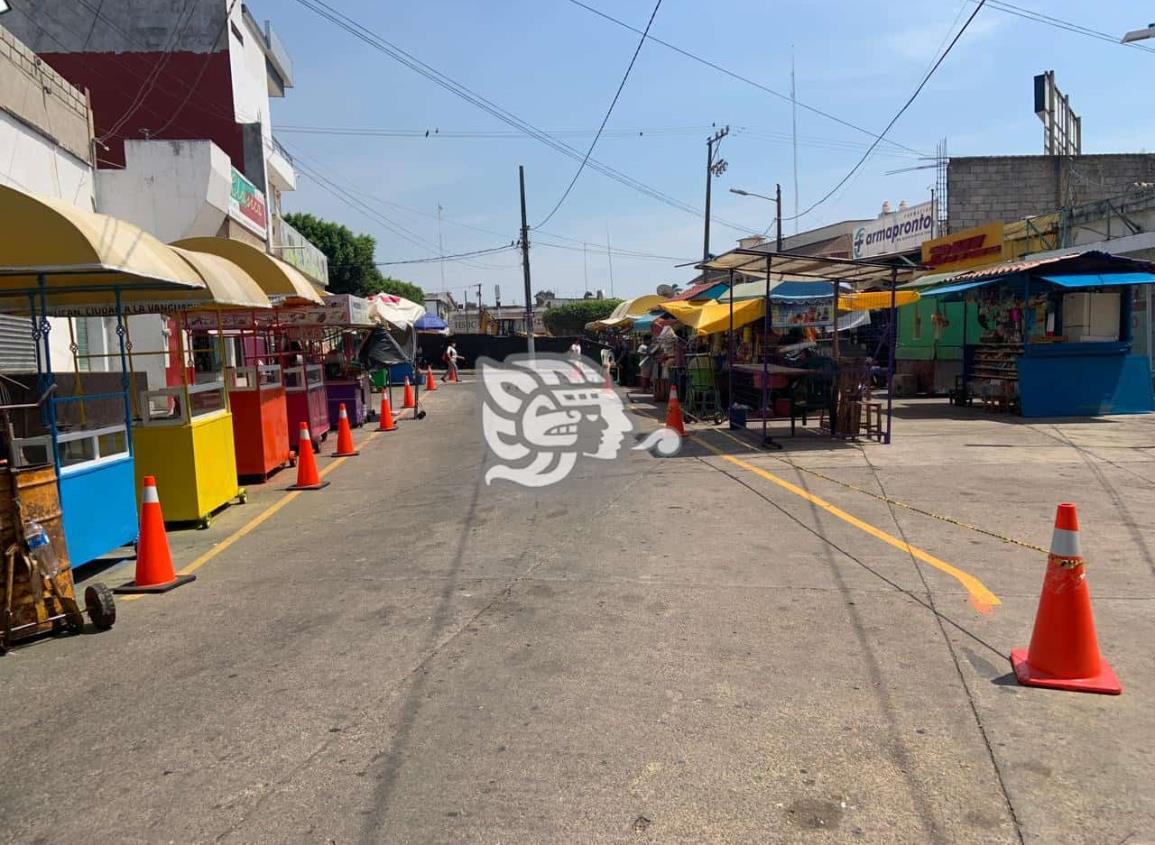 Reabren parcialmente calle ocupada por comerciantes reubicados