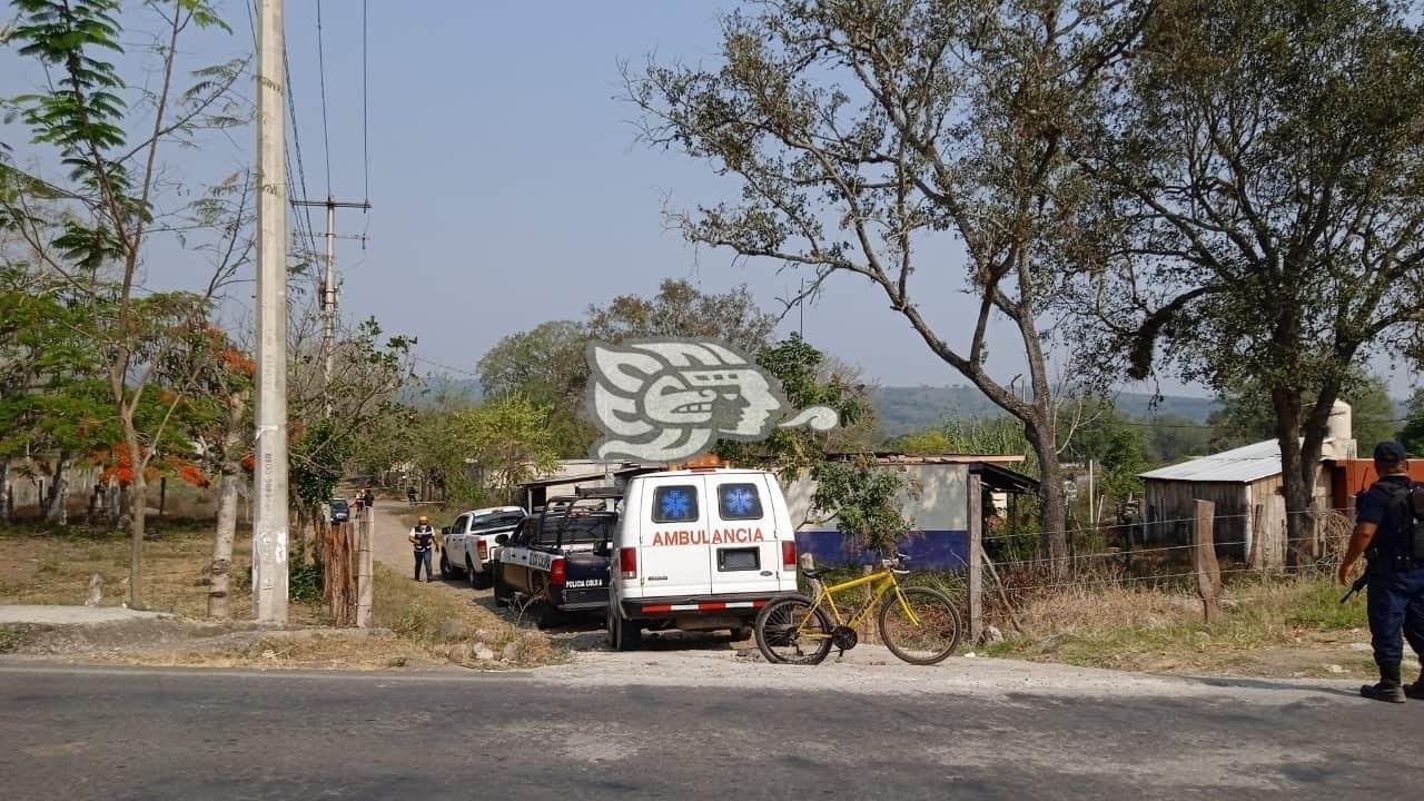 Hallan cadáver en el patio de una vivienda en El Colipa