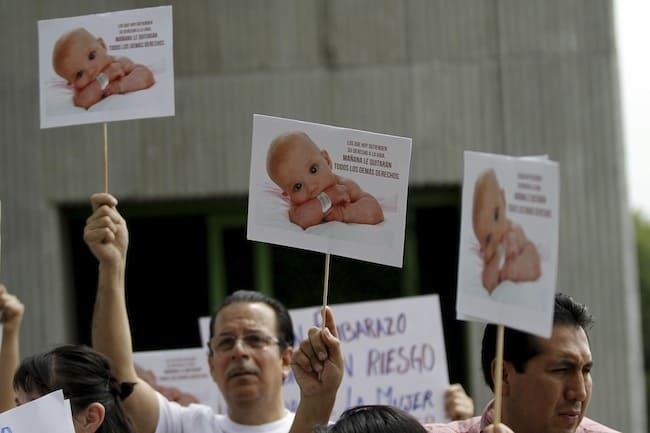 Invalida SCJN reforma contra derechos del aborto en Nuevo León