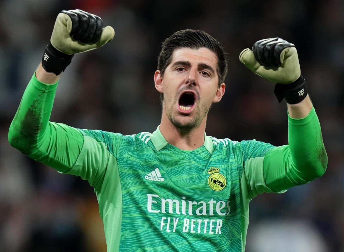 Courtois se burla de críticas de David Faitelson al Real Madrid