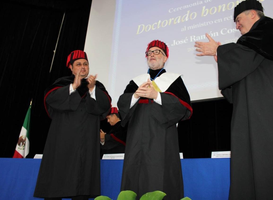 UCC entrega doctorado honoris causa al ministro en retiro José Ramón Cossío Díaz