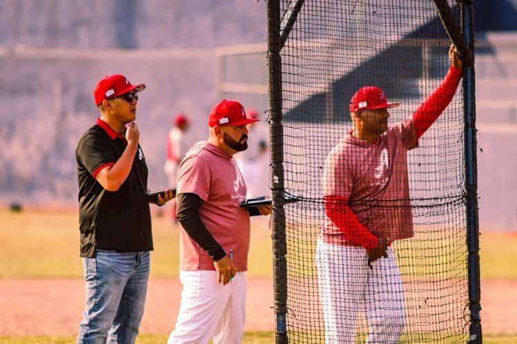 ¡Ya voló! Alberto Plascencia deja a El Águila para irse a EU