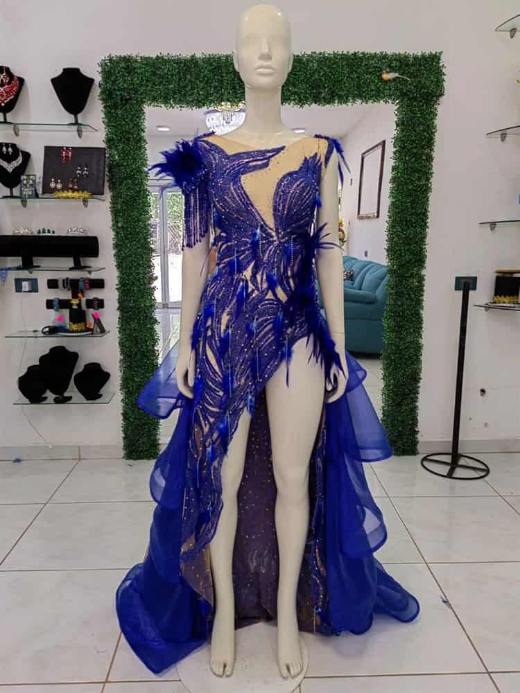 Diseñador de La Antigua hizo vestuario de Yeri Mua y Paponas por Carnaval de Veracruz