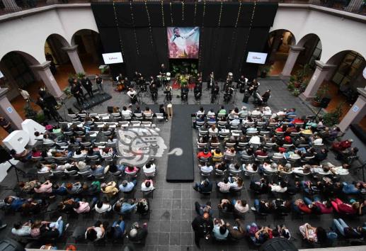 Regresa Orquesta Pauta Nueva al Palacio Municipal, ahora con imitador de José José