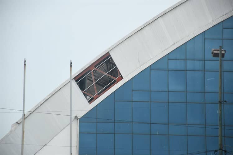 Óxido acaba con instalaciones del auditorio Benito Juárez en Veracruz