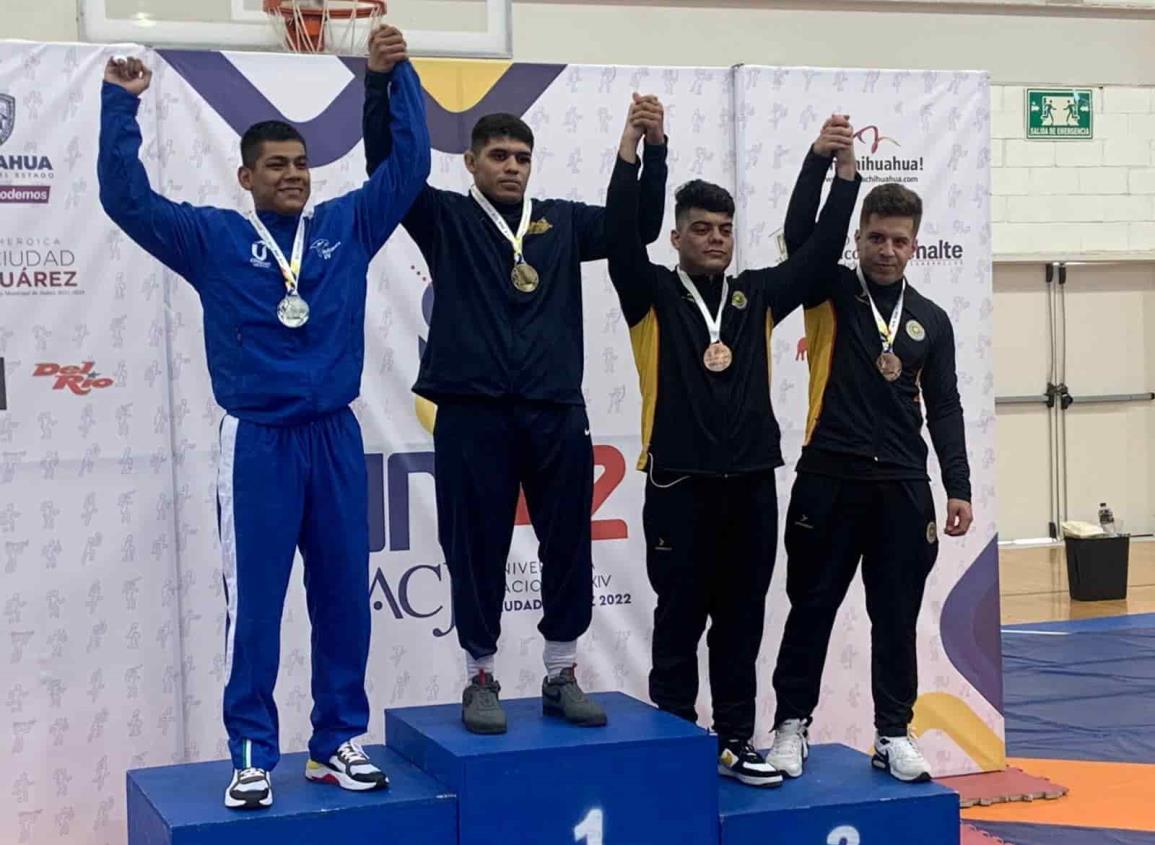 Suman 5 medallas representantes de luchas en la Universiada Nacional UABJ-2022