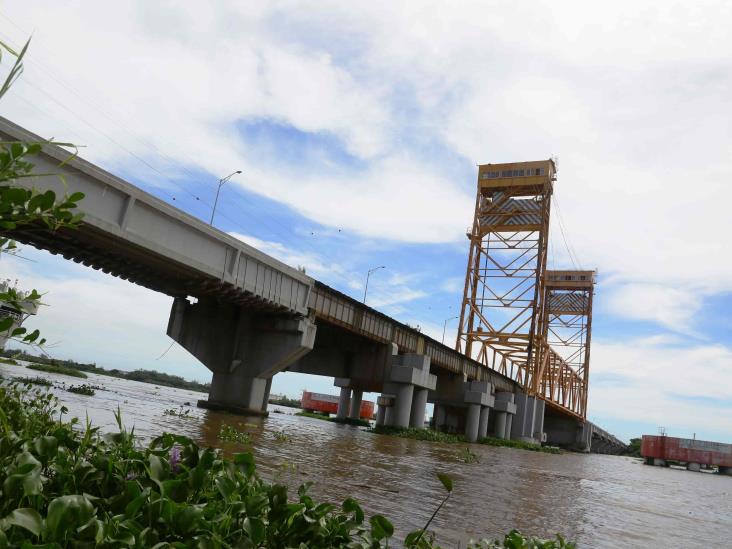 En riesgo de inundación 55 colonias de Coatza: PC