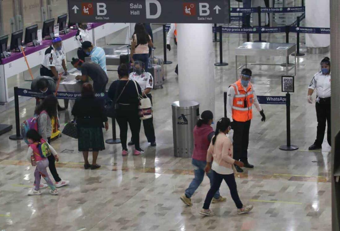 ¡Lo mandan a volar! Cubrebocas ya no será obligatorio en los aviones