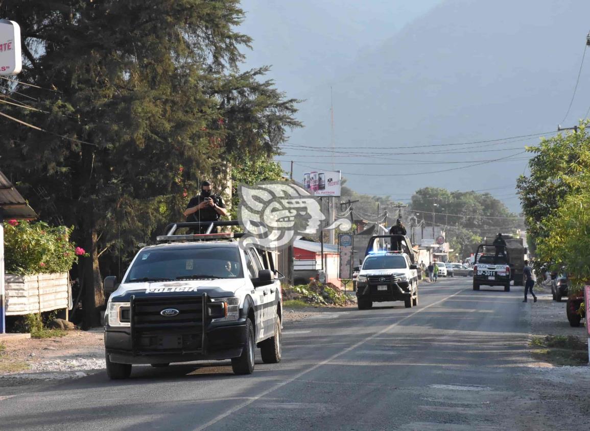 Raptan a mujer frente a su pequeña hija en Mariano Escobedo