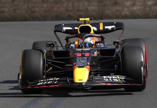 ´Checo´ Pérez lidera la P1 del GP de Azerbaiyán