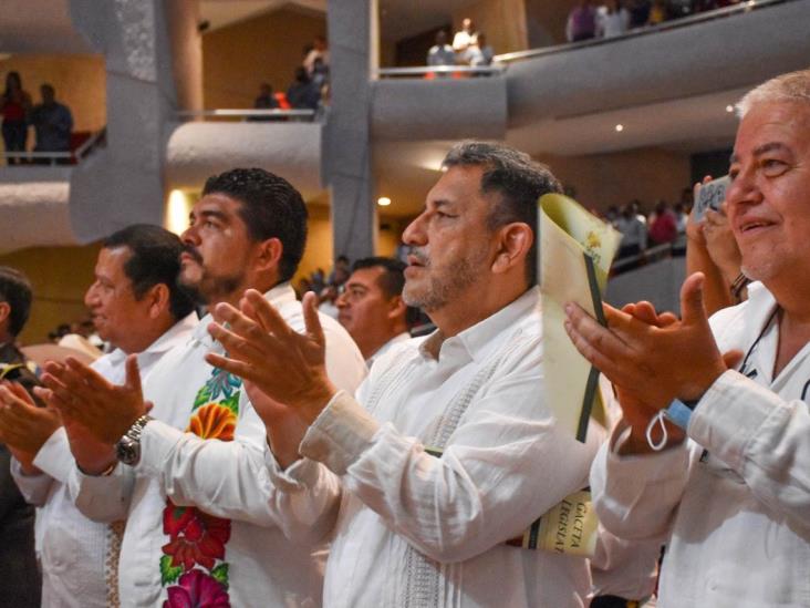 Distingue Congreso del Estado a Coatzacoalcos con Primera Sesión Solemne