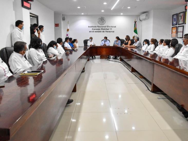 Servidores del INE participan en Capacitación en Lengua de Señas