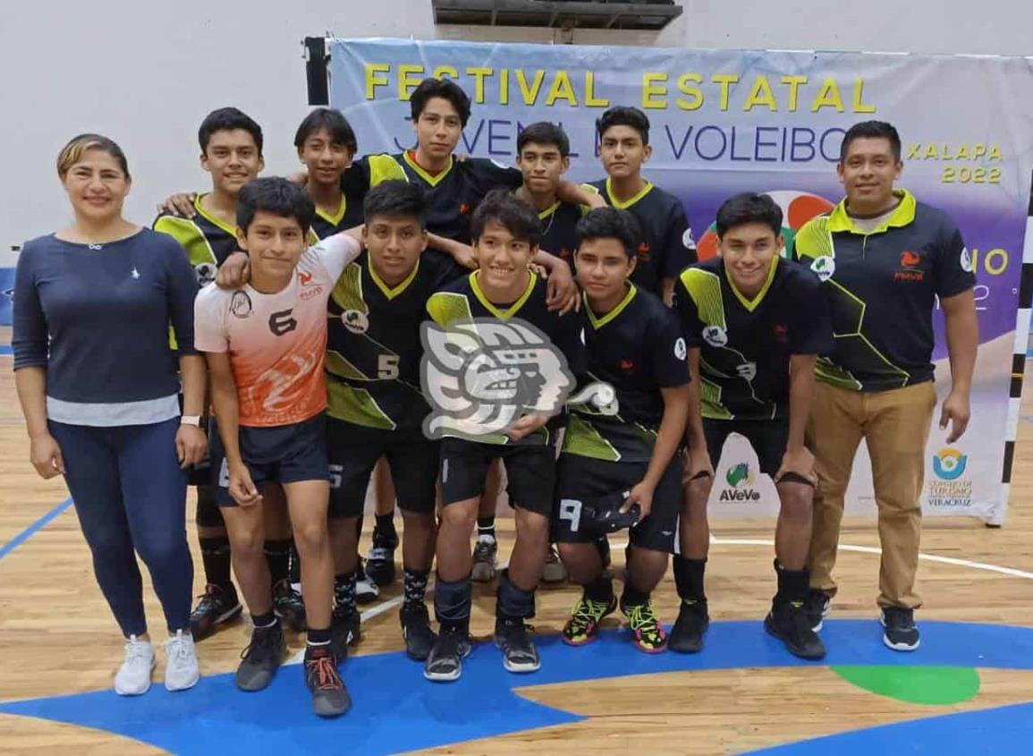 Canguros de Coatza es campeón Estatal en voleibol