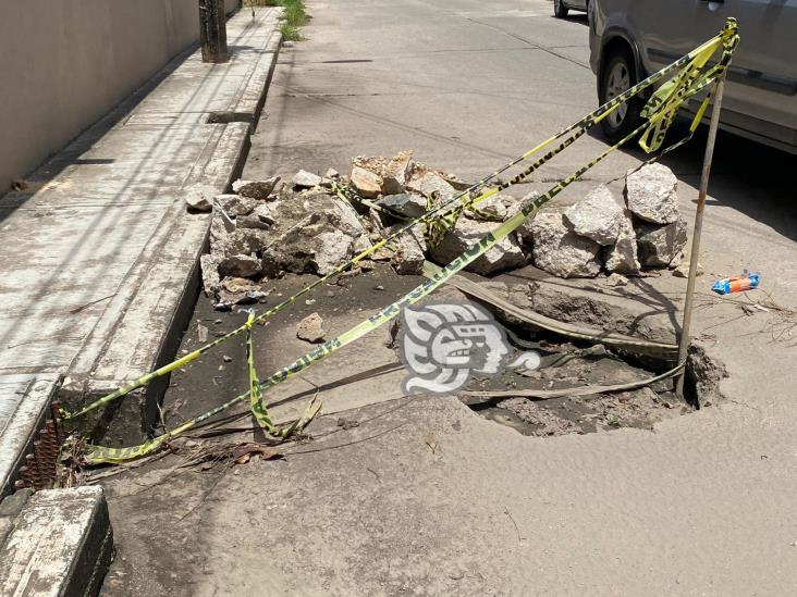 Obras inconclusas en la colonia Petrolera, peligro para automovilistas