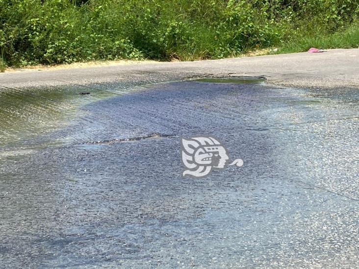 Obras inconclusas en la colonia Petrolera, peligro para automovilistas