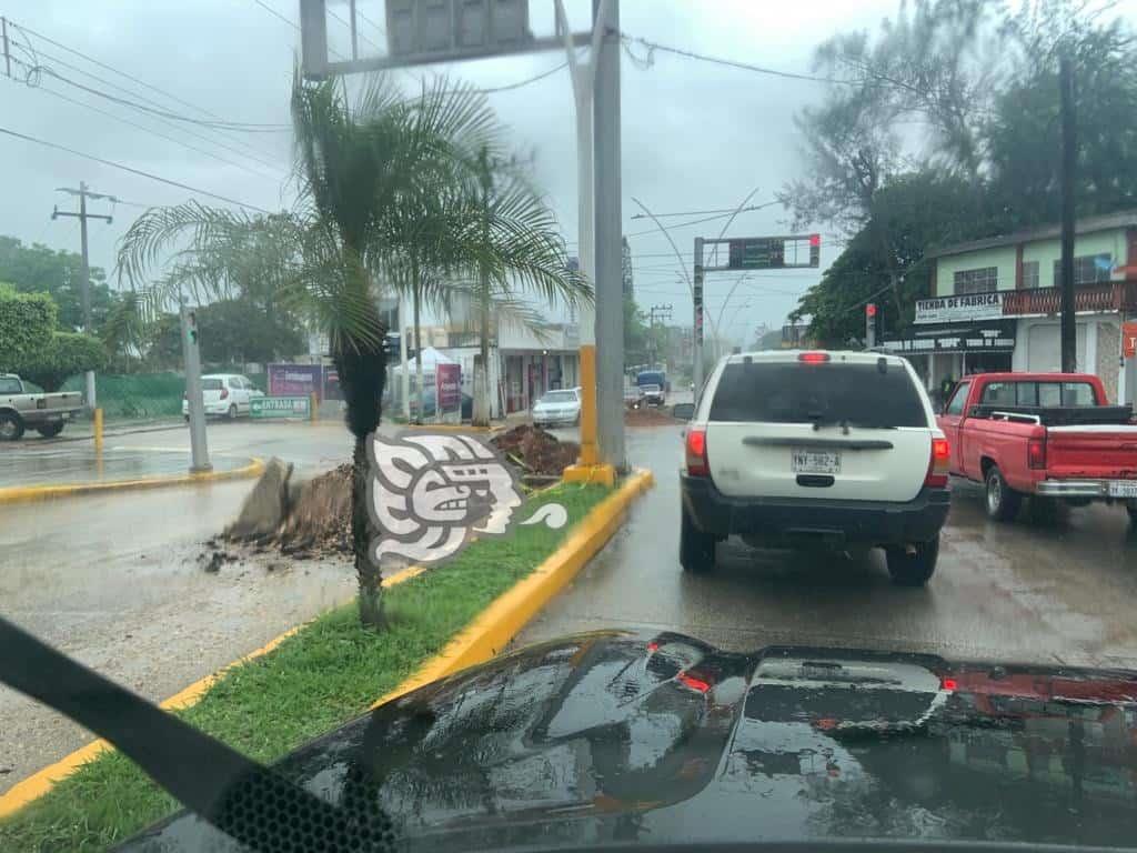 Congestionamientos viales en Acayucan por rehabilitación de calles