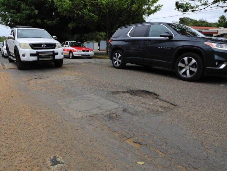 ¡Cuidado! Carril hacia Las Trancas, obstruido tras accidente sobre Arco Sur en Xalapa