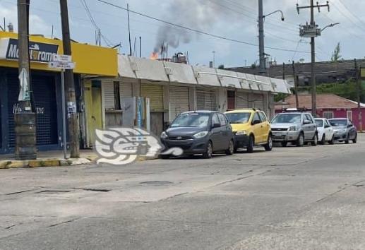 Pago de rentas y servicios, asfixian a comerciantes de Minatitlán