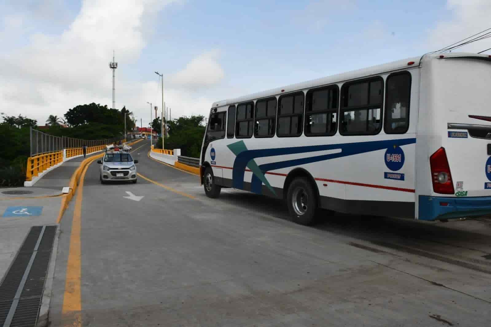 Reparación de puente Torrentes concluiría este domingo: Obras Públicas